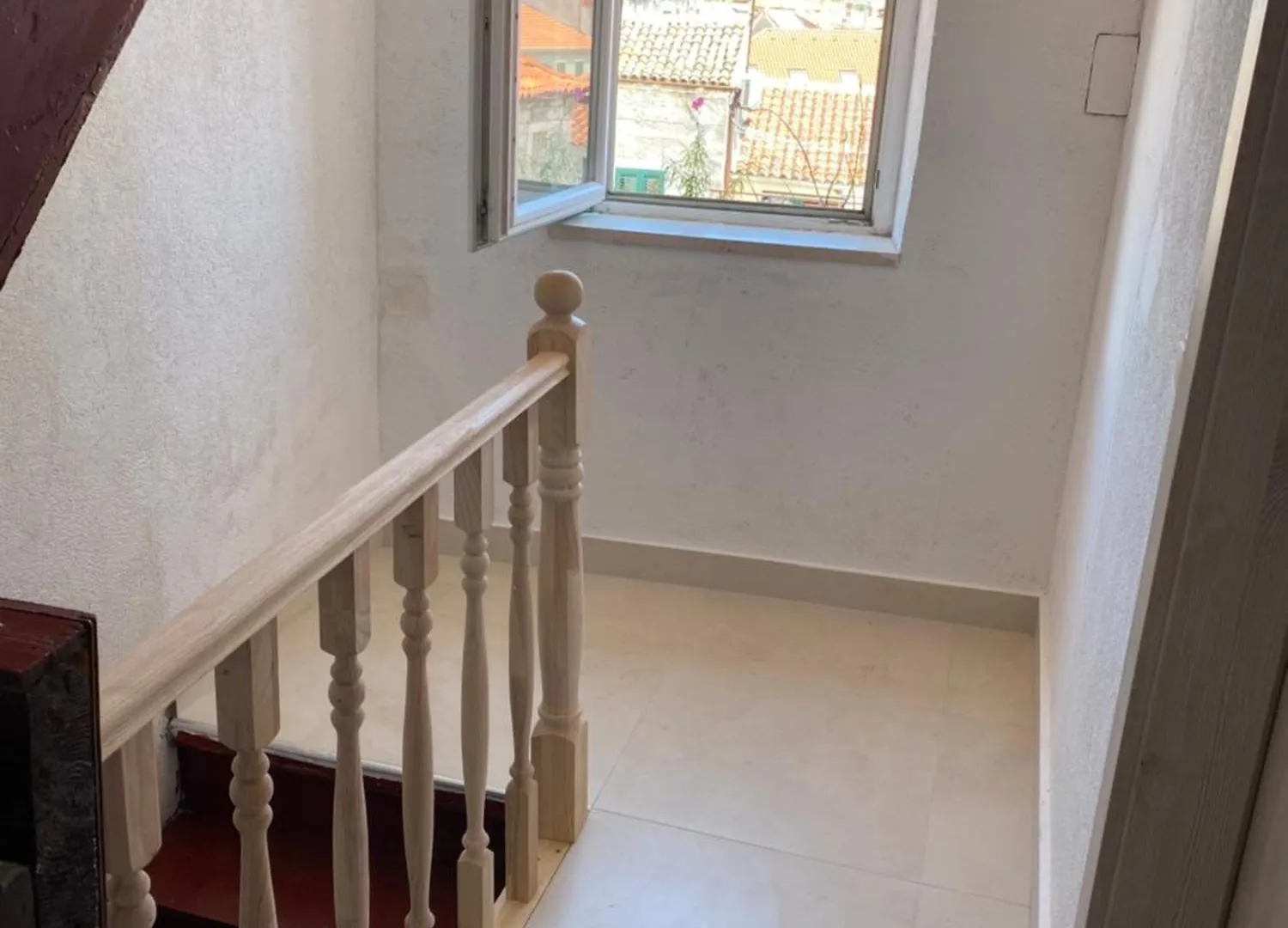 شقة Cozy Seaview Retreat سبليت كرواتيا