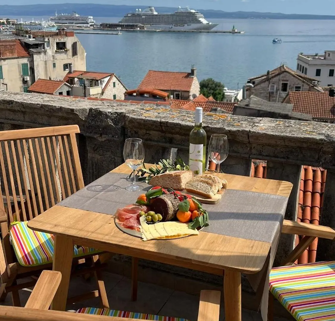شقة Cozy Seaview Retreat سبليت
