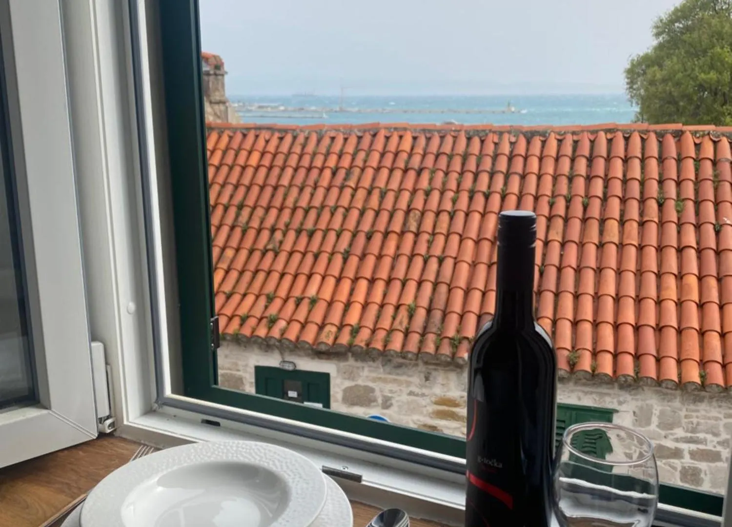 スプリトCozy Seaview Retreatアパートメント